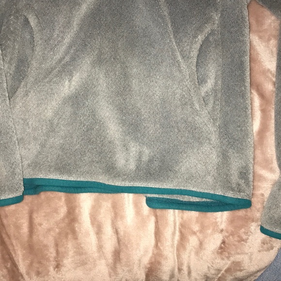 Patagonia fleece pullover - Picture 3 of 3